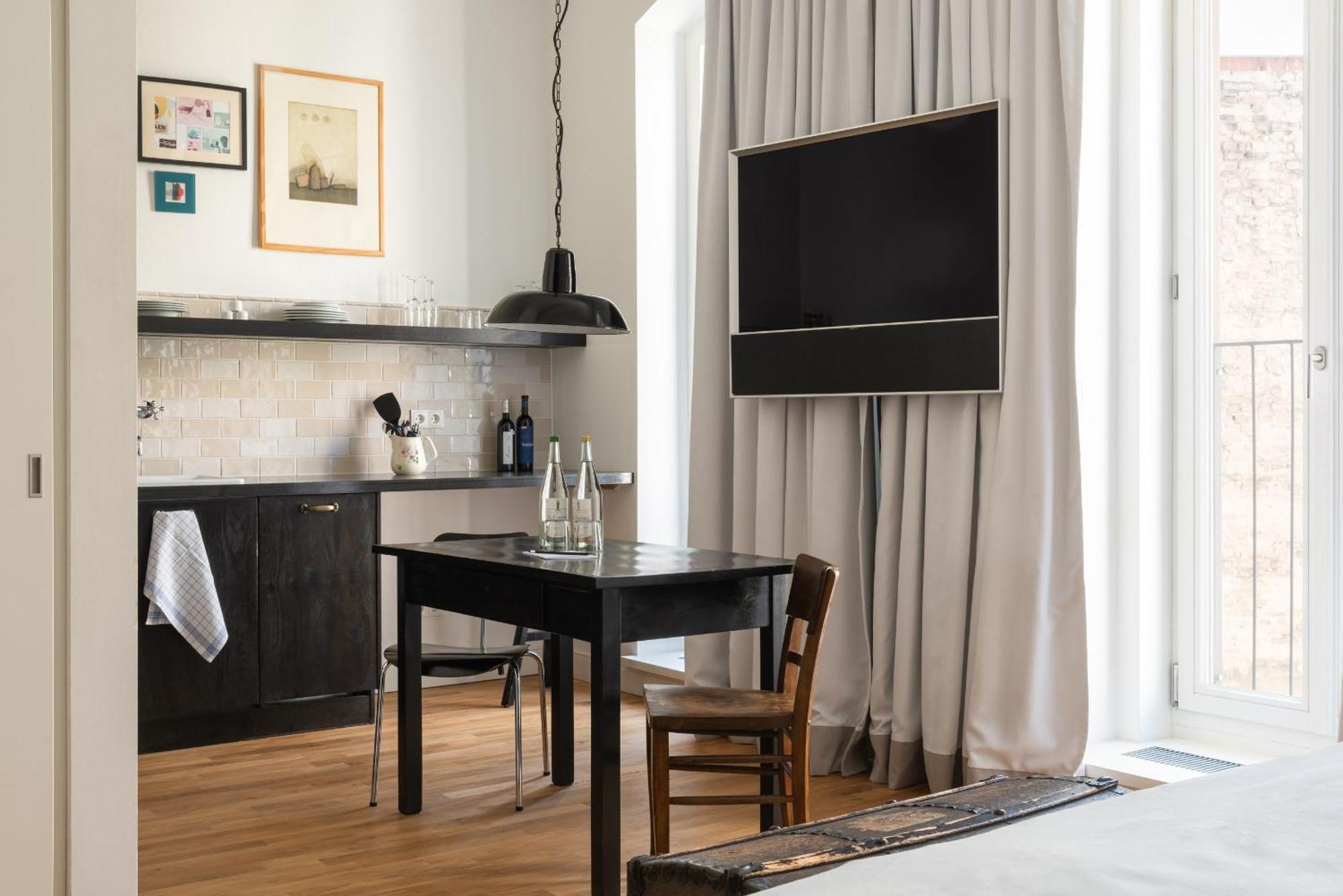 Gorki Apartments Berlim Exterior foto